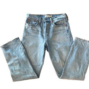 Levi Premium Weddie Straight Button Fly size 26